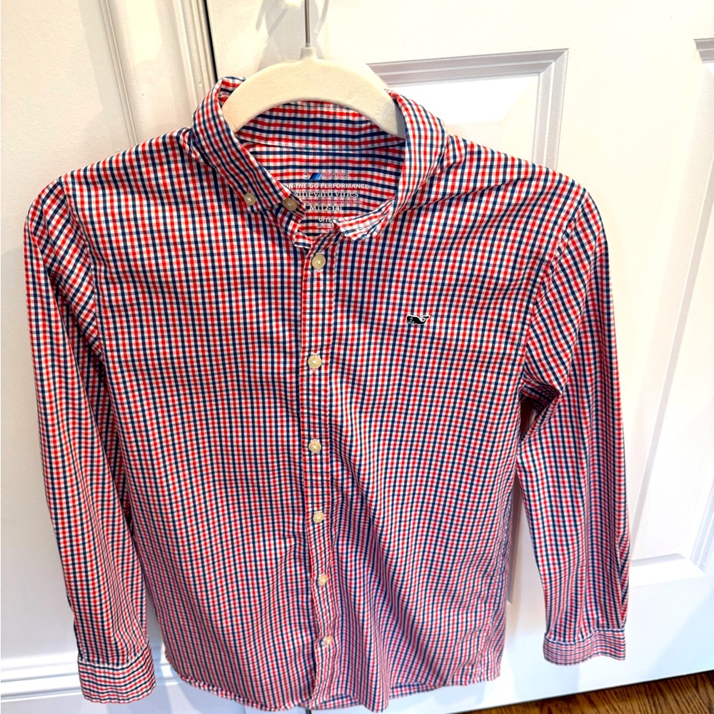 Boys Vineyard Vines Performance button down shirt EUC size M 12-14